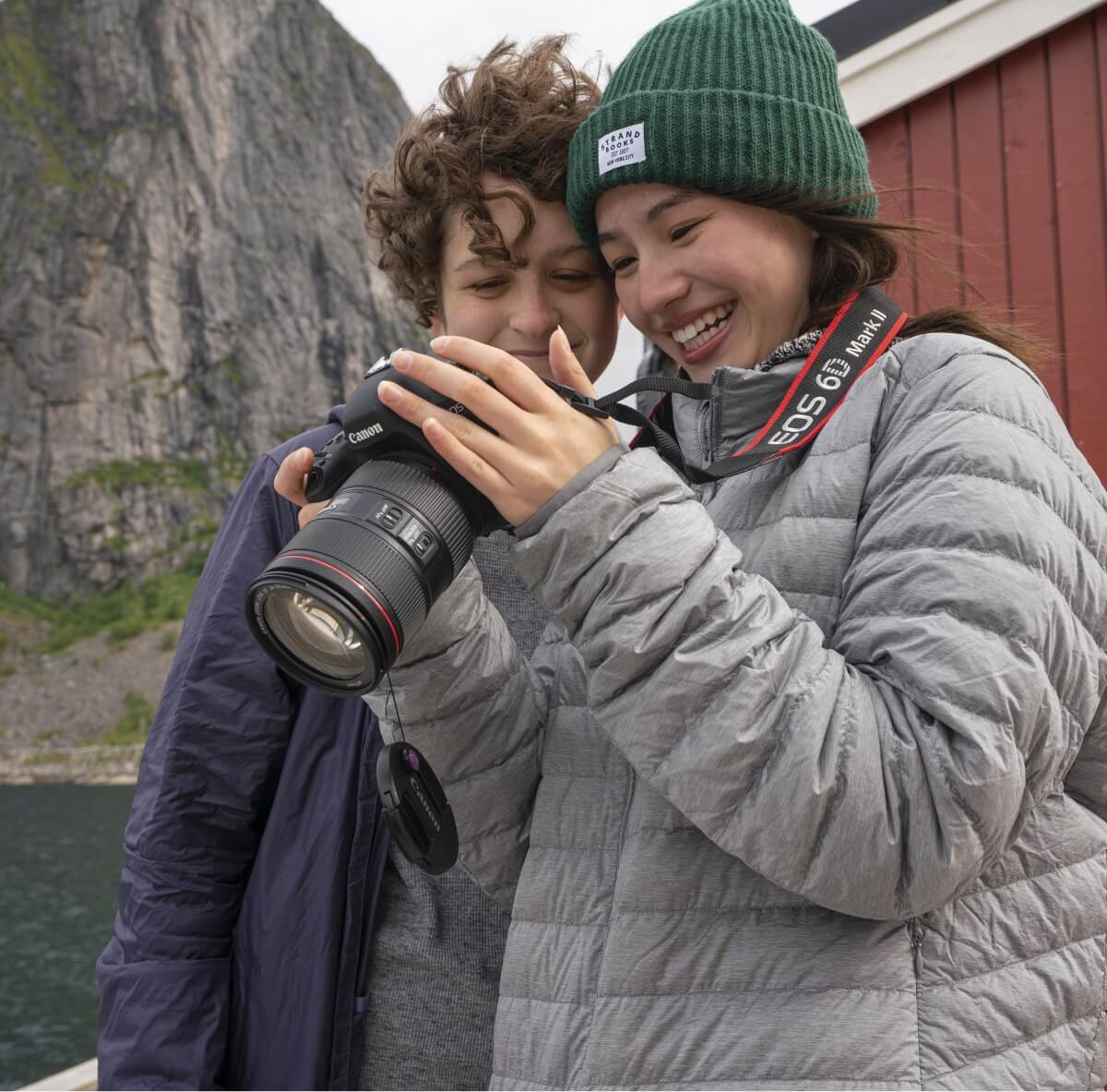 students-holding-camera-norway